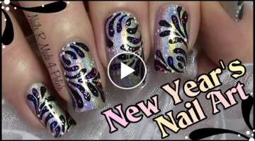Holographic New Year’s Nail Art Design With Glitter / Abstract Firework Nails